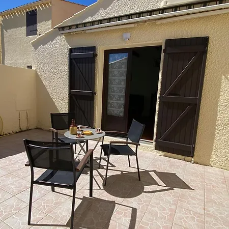 فيلة Charmante T3 Mezzanine Climatisee Avec Piscine Et Parking Prive - 6 Pers., Port - Fr-1-798-41 *