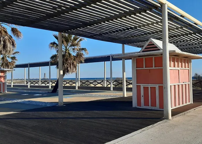 Villa Charmante T3 Mezzanine Climatisee Avec Piscine Et Parking Prive - 6 Pers., Port - Fr-1-798-41
